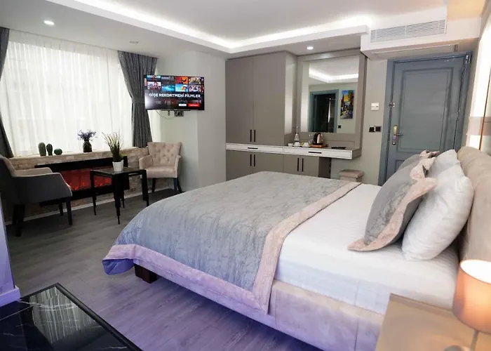 Aura Marina Hotel